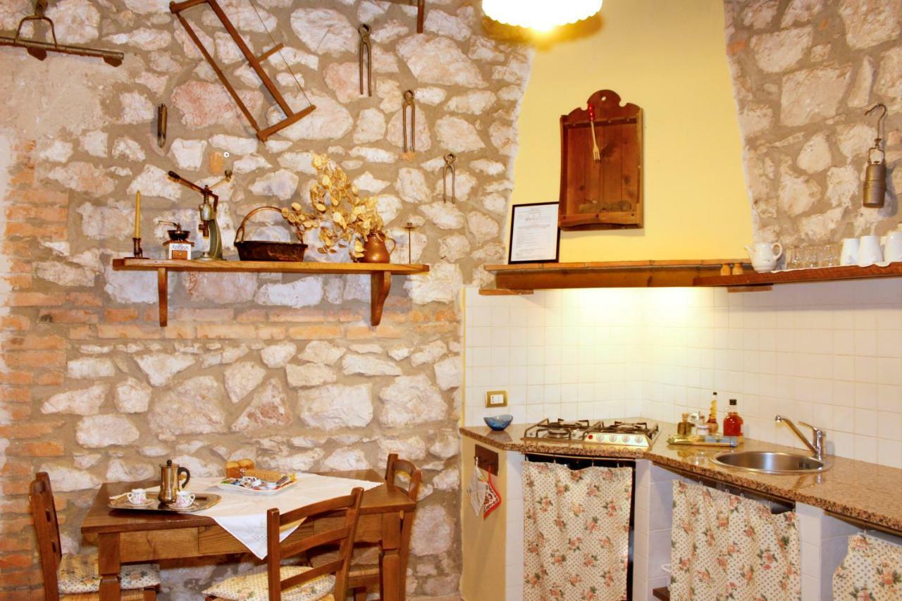 Вилла Agriturist Prile Кастильоне-делла-Пеская Экстерьер фото