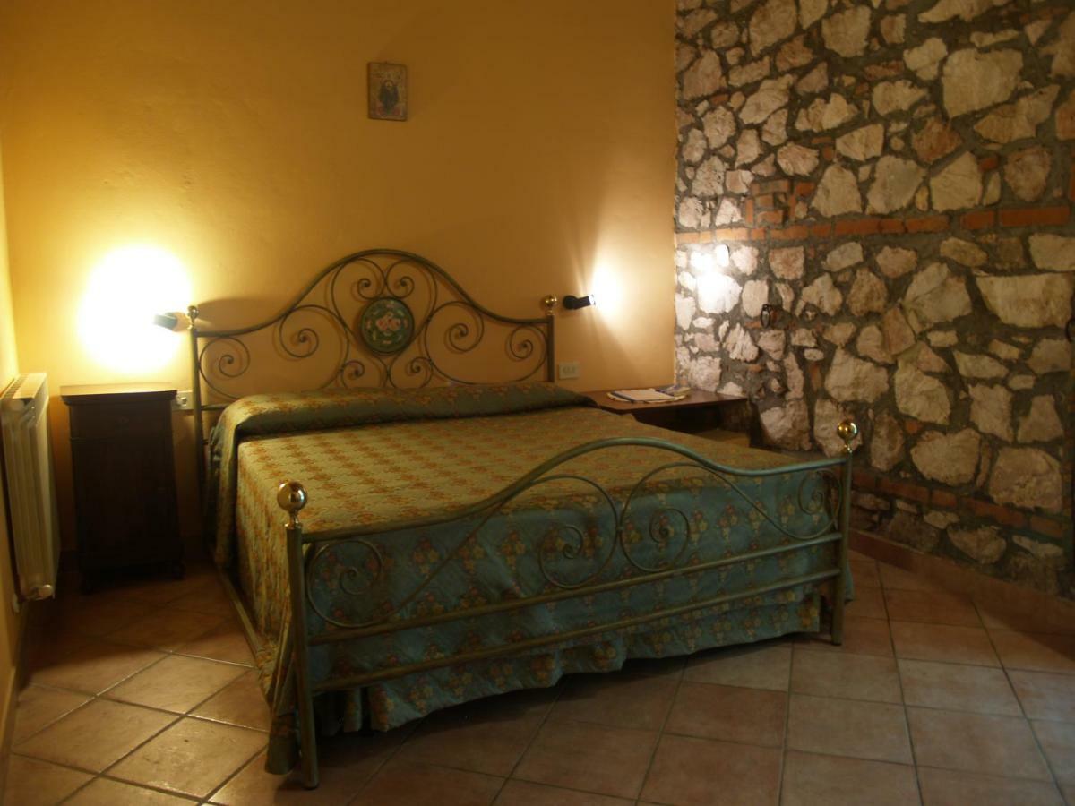 Вилла Agriturist Prile Кастильоне-делла-Пеская Экстерьер фото