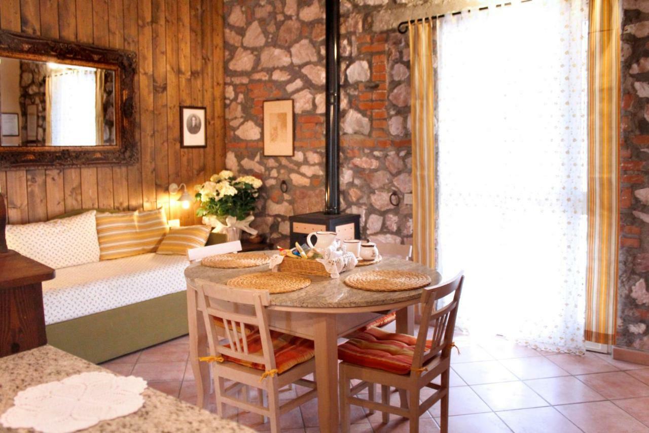 Вилла Agriturist Prile Кастильоне-делла-Пеская Экстерьер фото