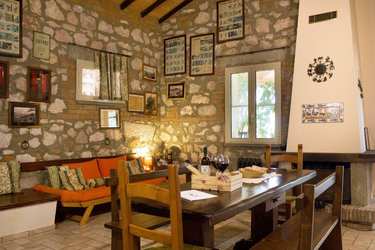Вилла Agriturist Prile Кастильоне-делла-Пеская Экстерьер фото