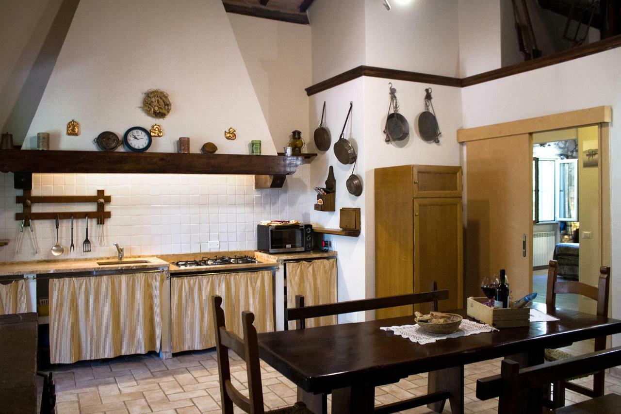 Вилла Agriturist Prile Кастильоне-делла-Пеская Экстерьер фото